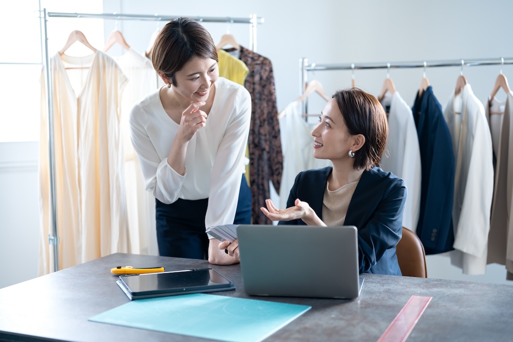 【フルリモート/カスタマーサポート】未経験可/EC支援/ワークライフバランス